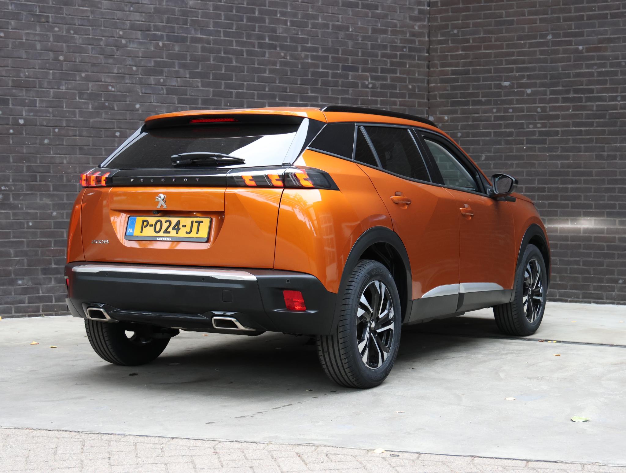 Peugeot 2008 SUV Allure Pack 130pk - Afbeelding 3