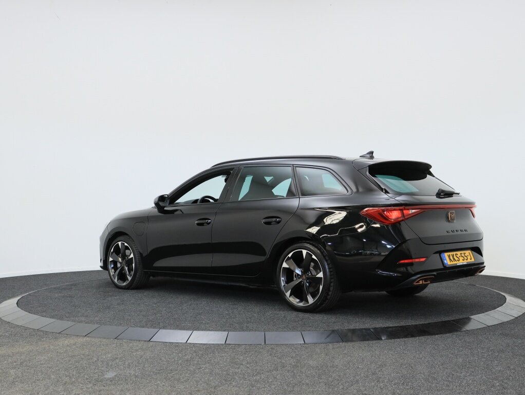 Cupra León