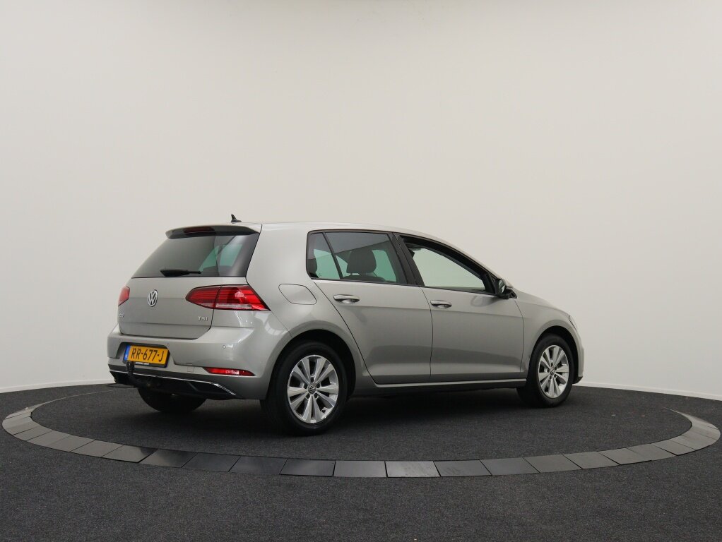 Volkswagen Golf 1.0 TSI Comfortline | Navigatie | Adaptive cruise | Apple carplay - Afbeelding 2