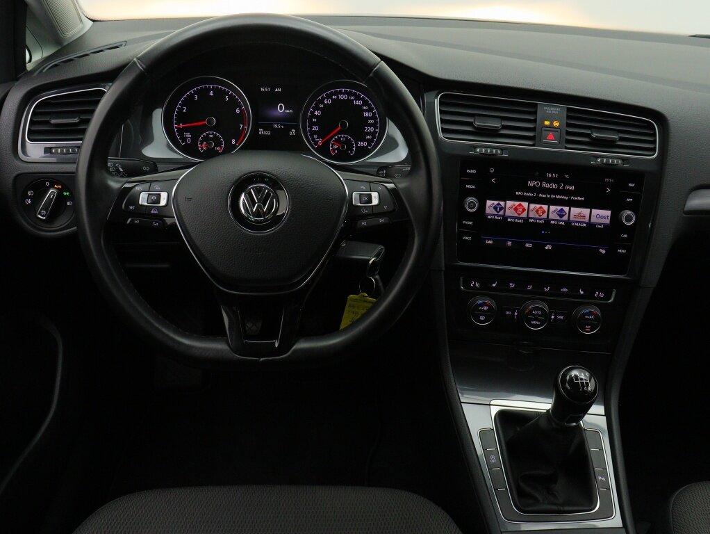 Volkswagen Golf 1.0 TSI Comfortline | Navigatie | Adaptive cruise | Apple carplay - Afbeelding 3