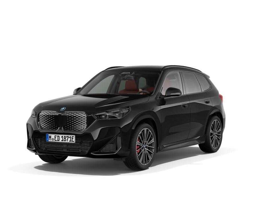 BMW iX1 xDrive30
