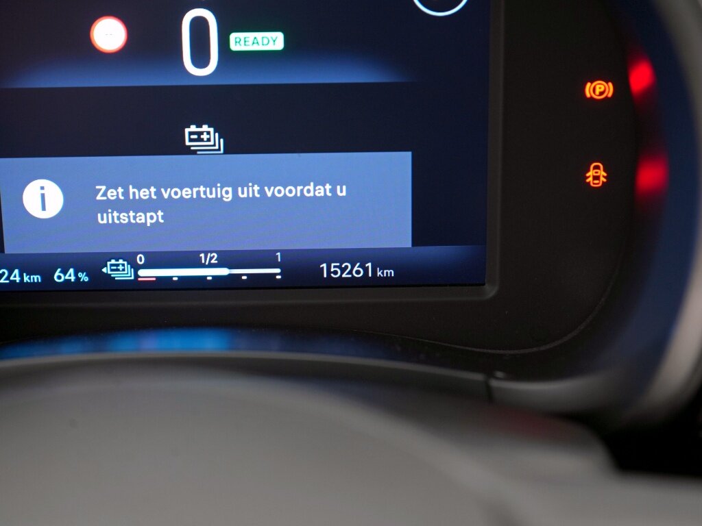 Fiat 600e La Prima 54 kWh | Navigatie | Stoelverwarming | Creme leder - Afbeelding 4