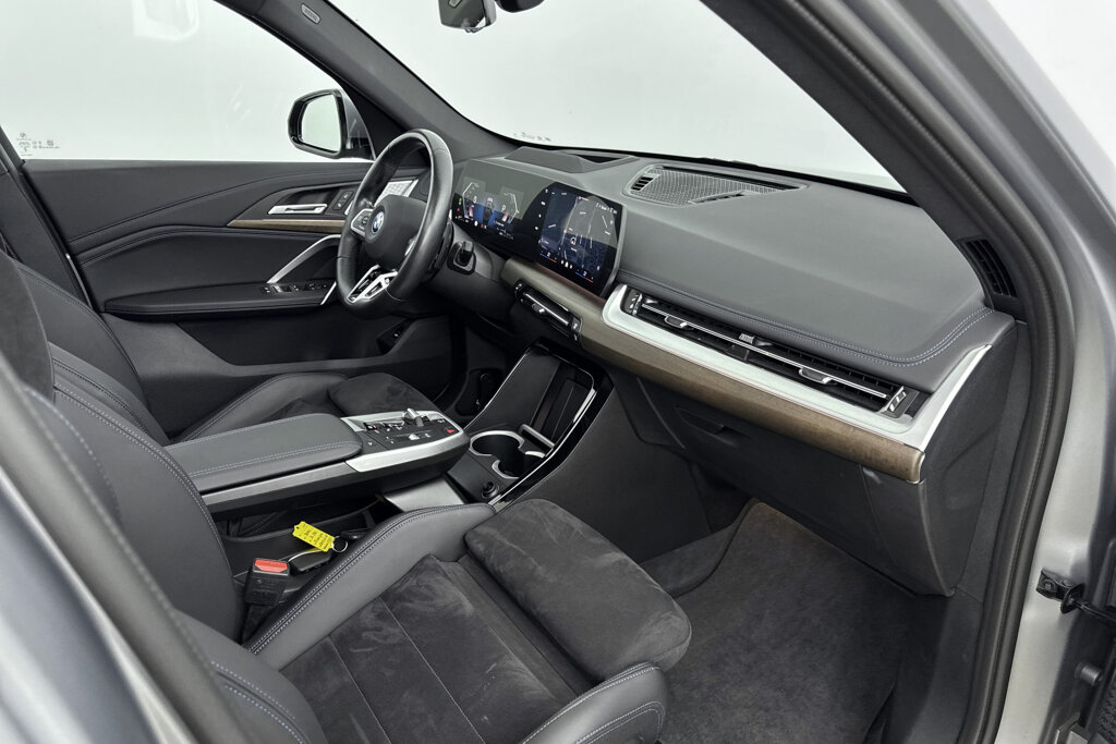 BMW X1 16