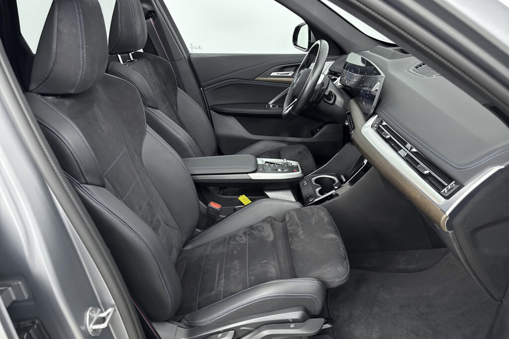 BMW X1 29