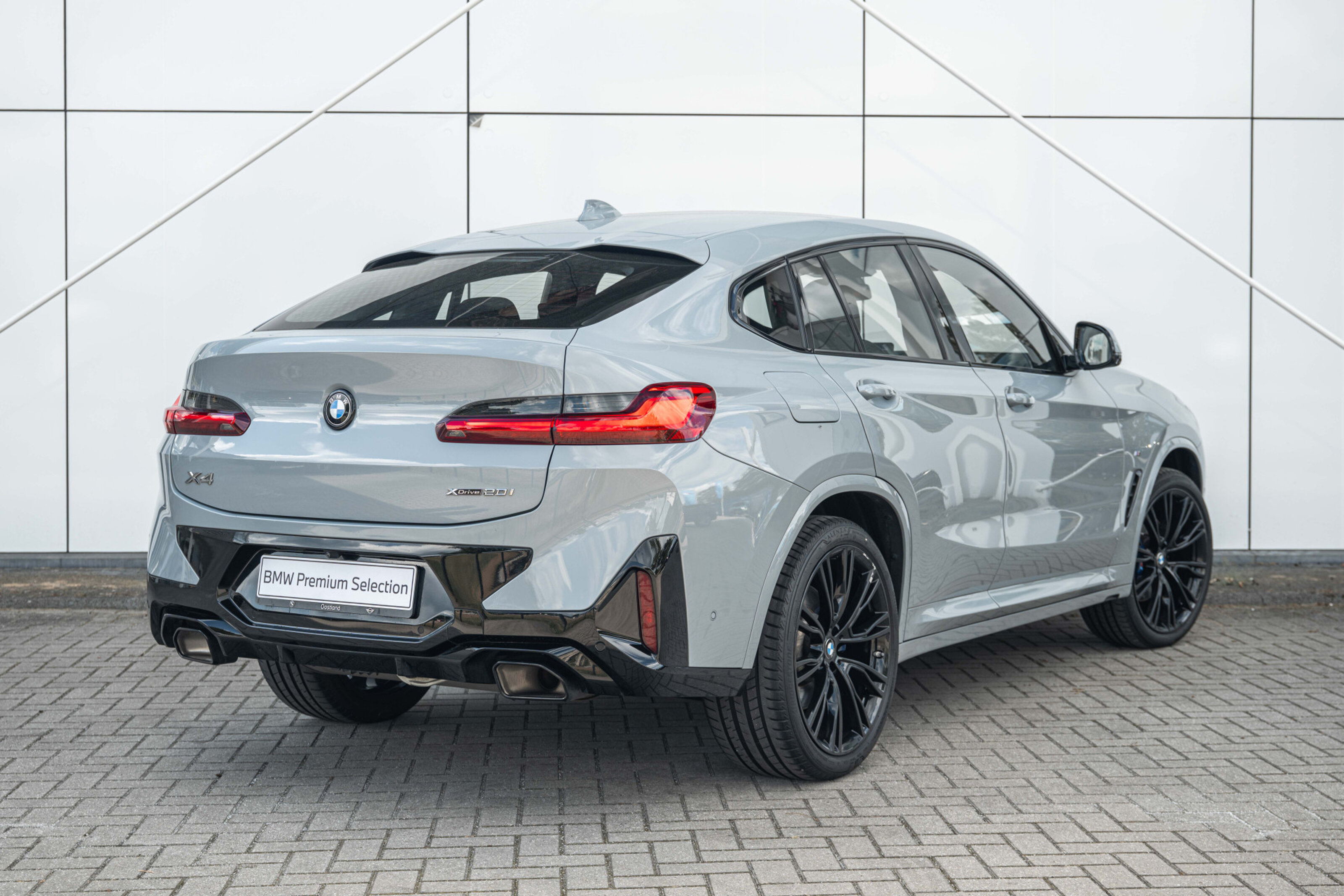 BMW X4 xDrive20i M Sport Automaat