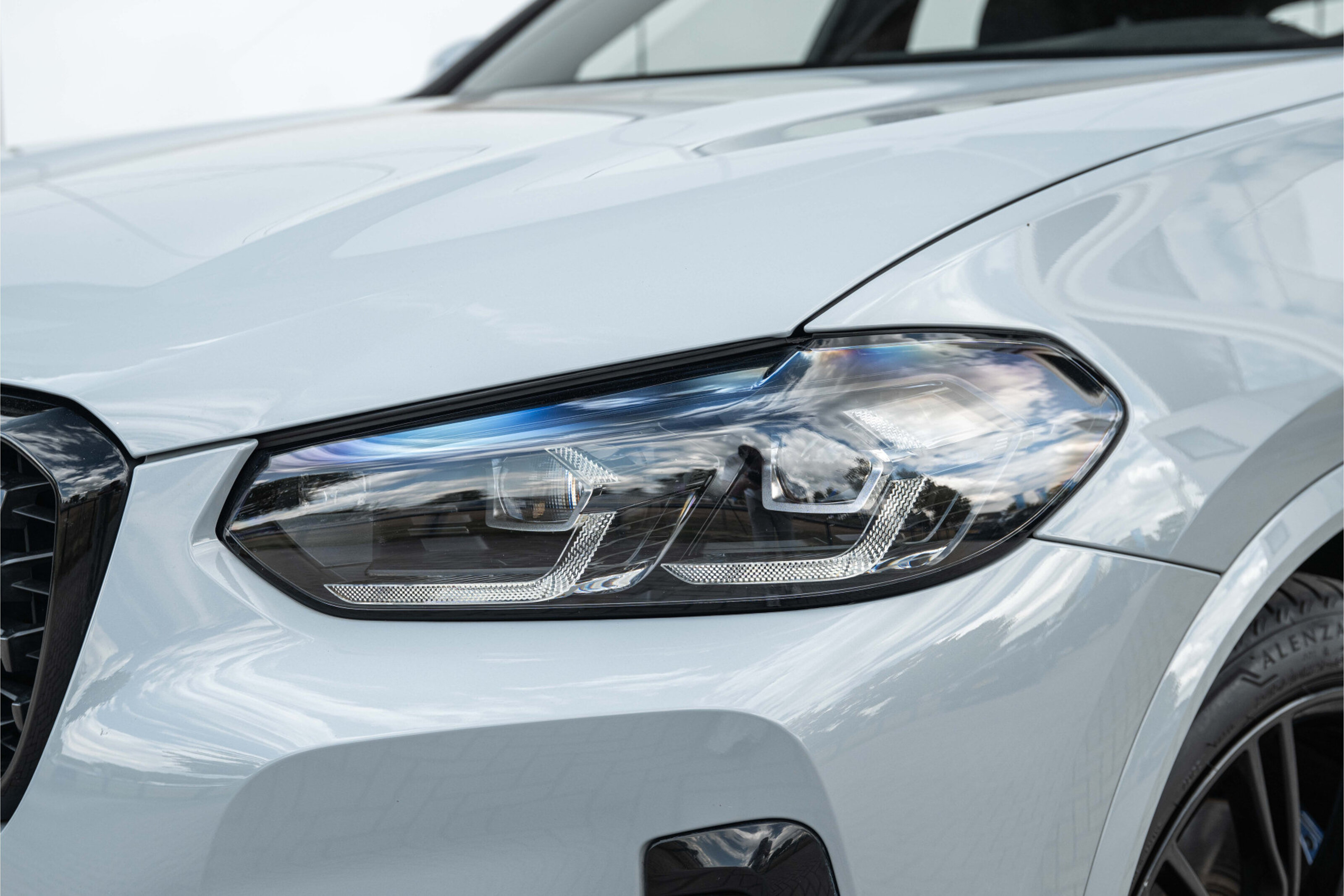 BMW X4 8