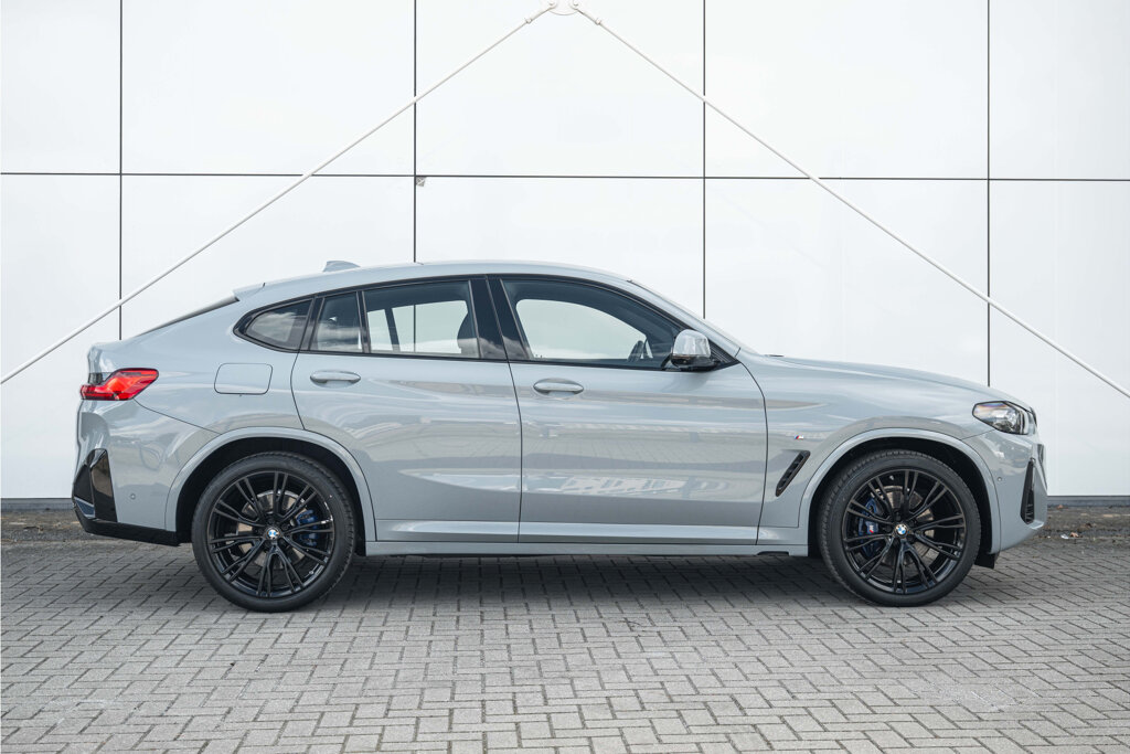 BMW X4 22