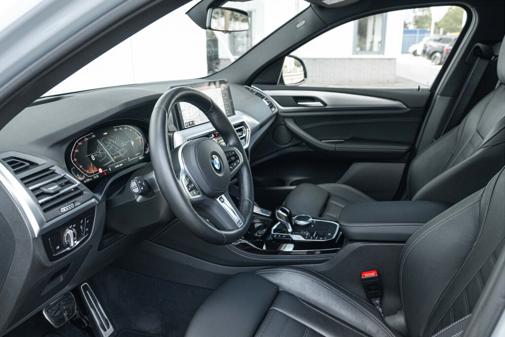 BMW X4 36