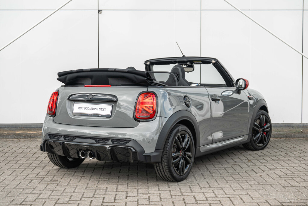 MINI Cooper Cabrio 2
