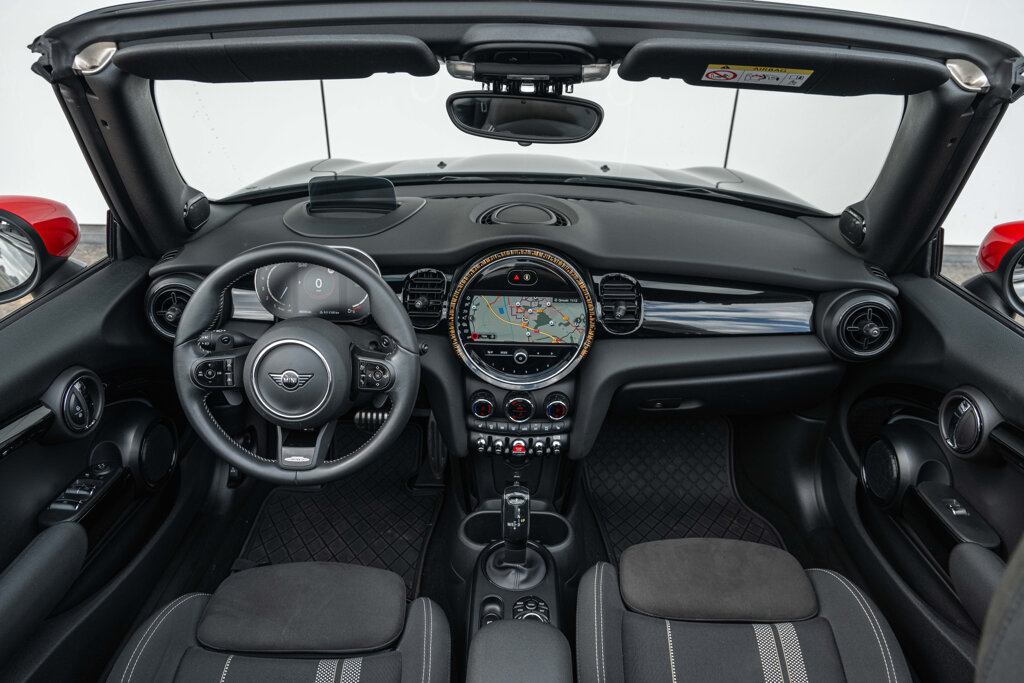 MINI Cooper Cabrio 3