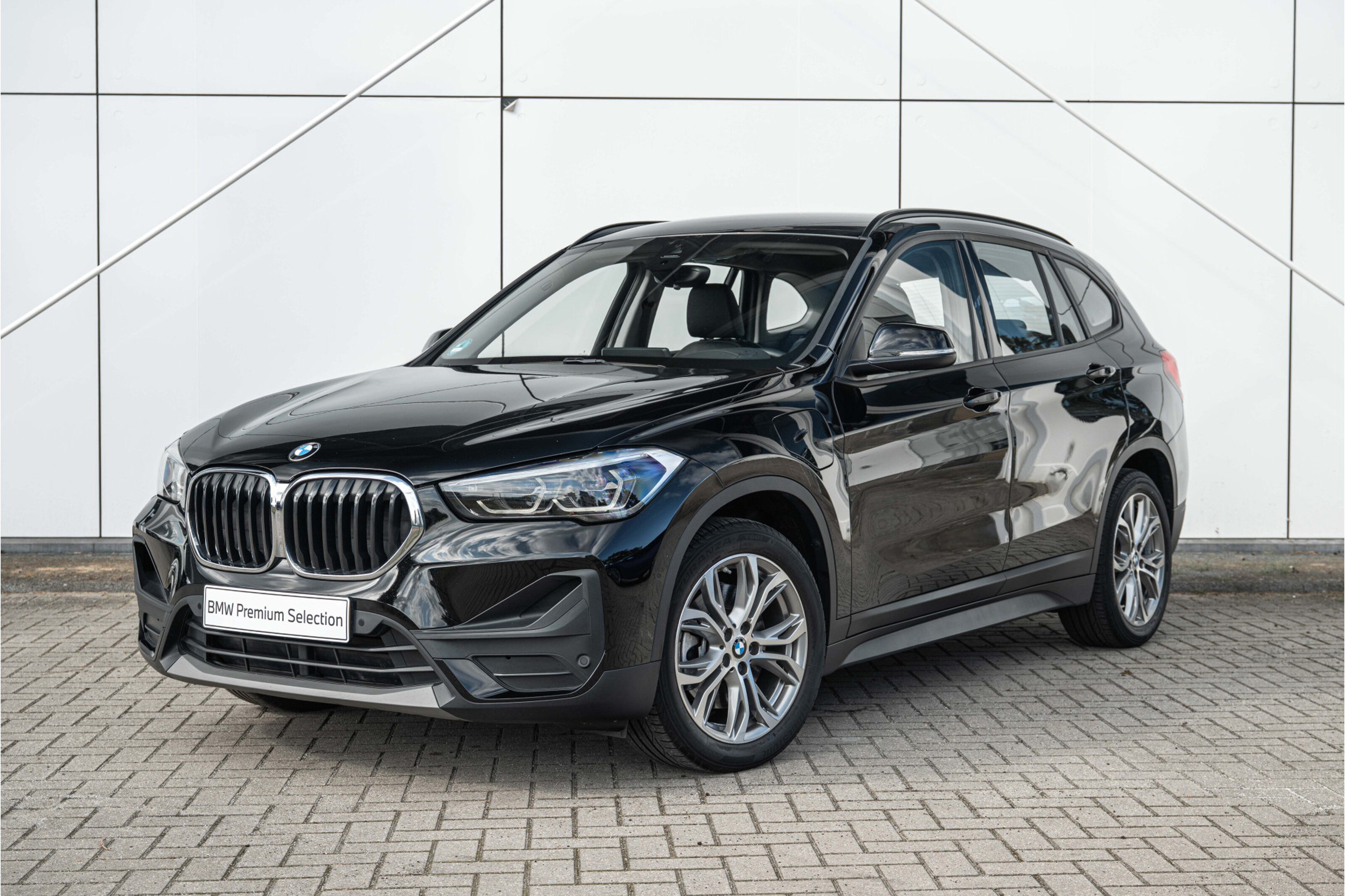BMW X1 xDrive25e High Executive Automaat
