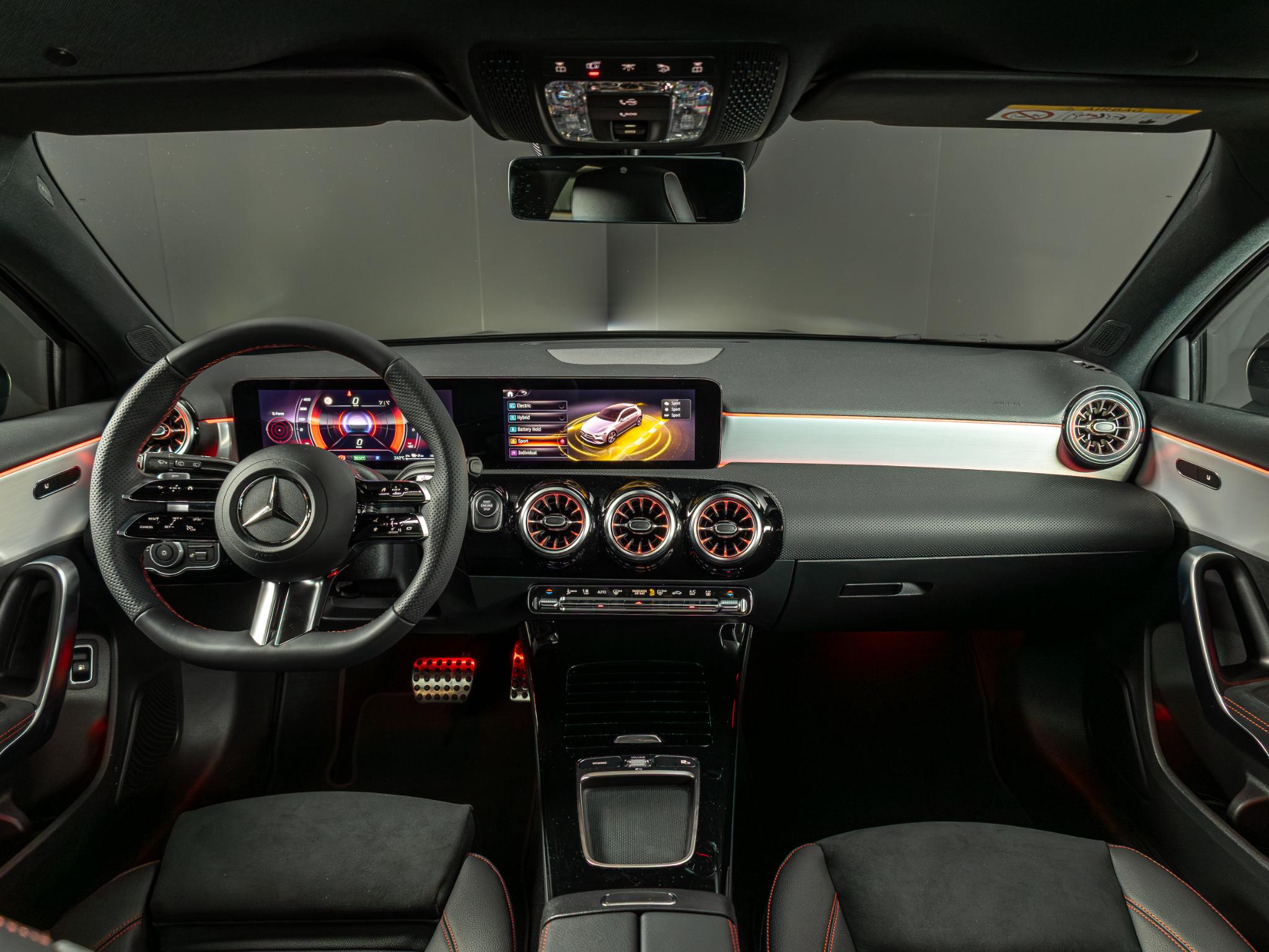 Mercedes-Benz A-Klasse Hatchback 250 e Business Solution AMG - Afbeelding 3