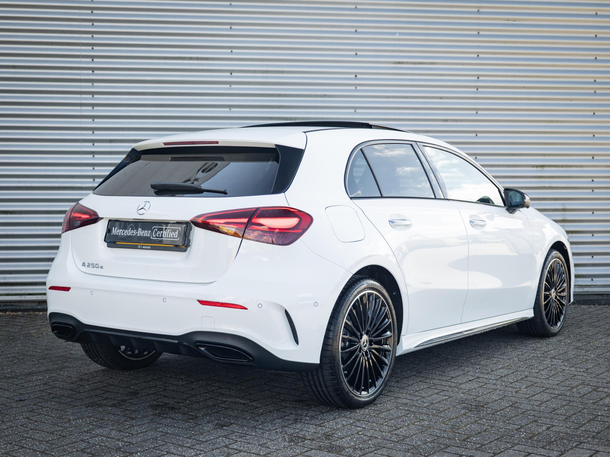 Mercedes-Benz A-Klasse Hatchback 250 e Business Solution AMG - Afbeelding 2