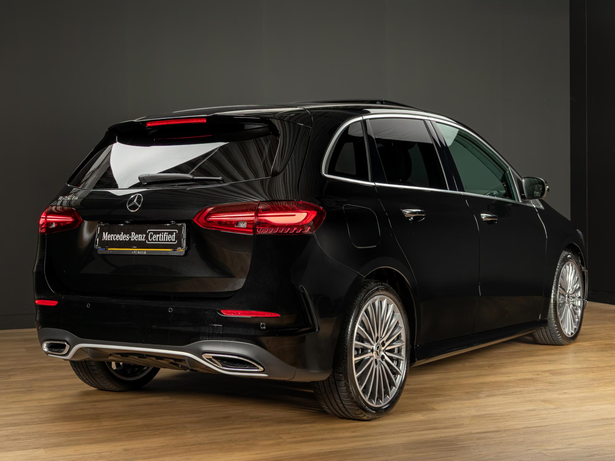 Mercedes-Benz B-Klasse 250 e Business Solution AMG - Afbeelding 2