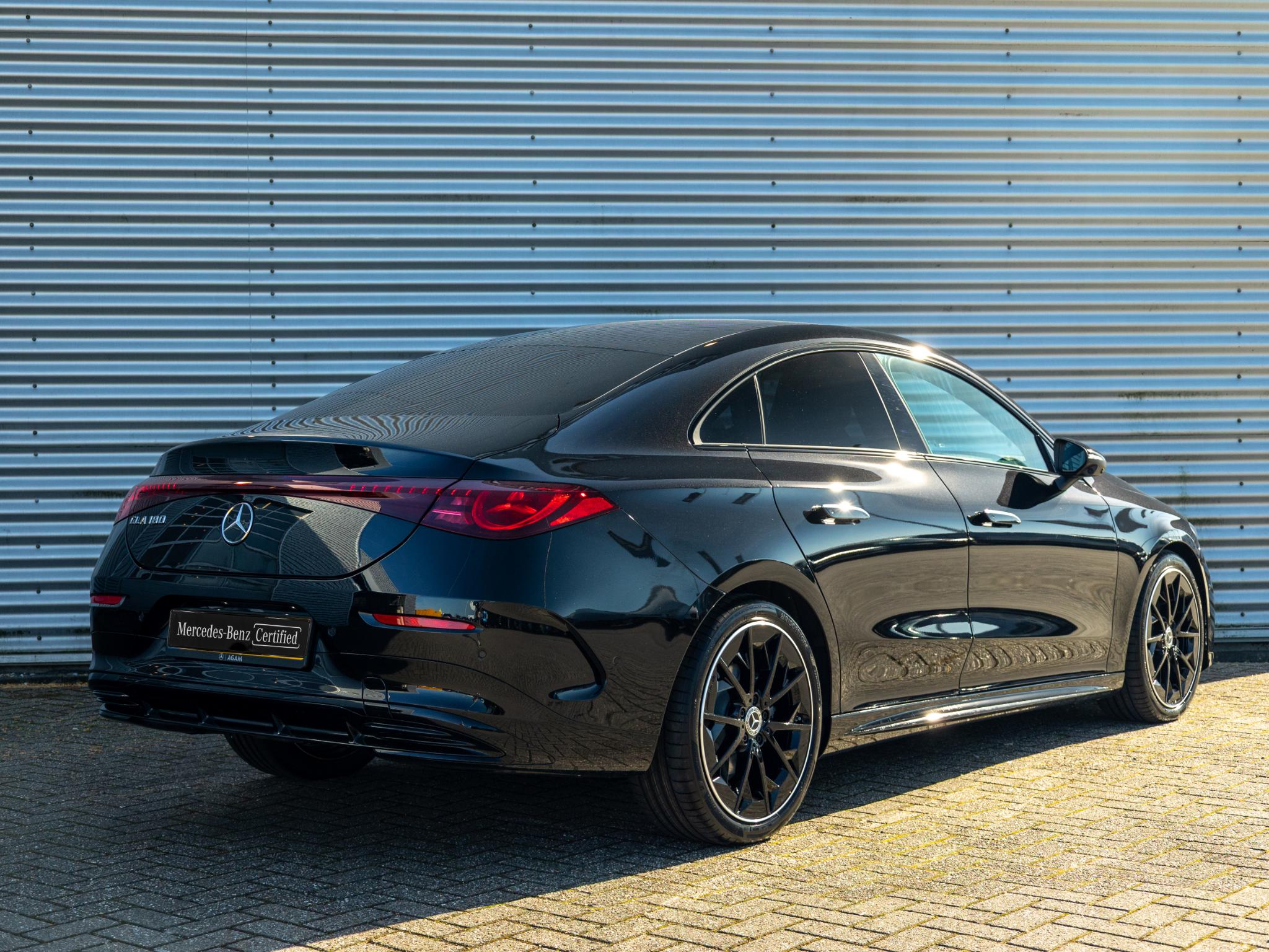 Mercedes-Benz CLA-klasse 180 Business Solution AMG - Afbeelding 2