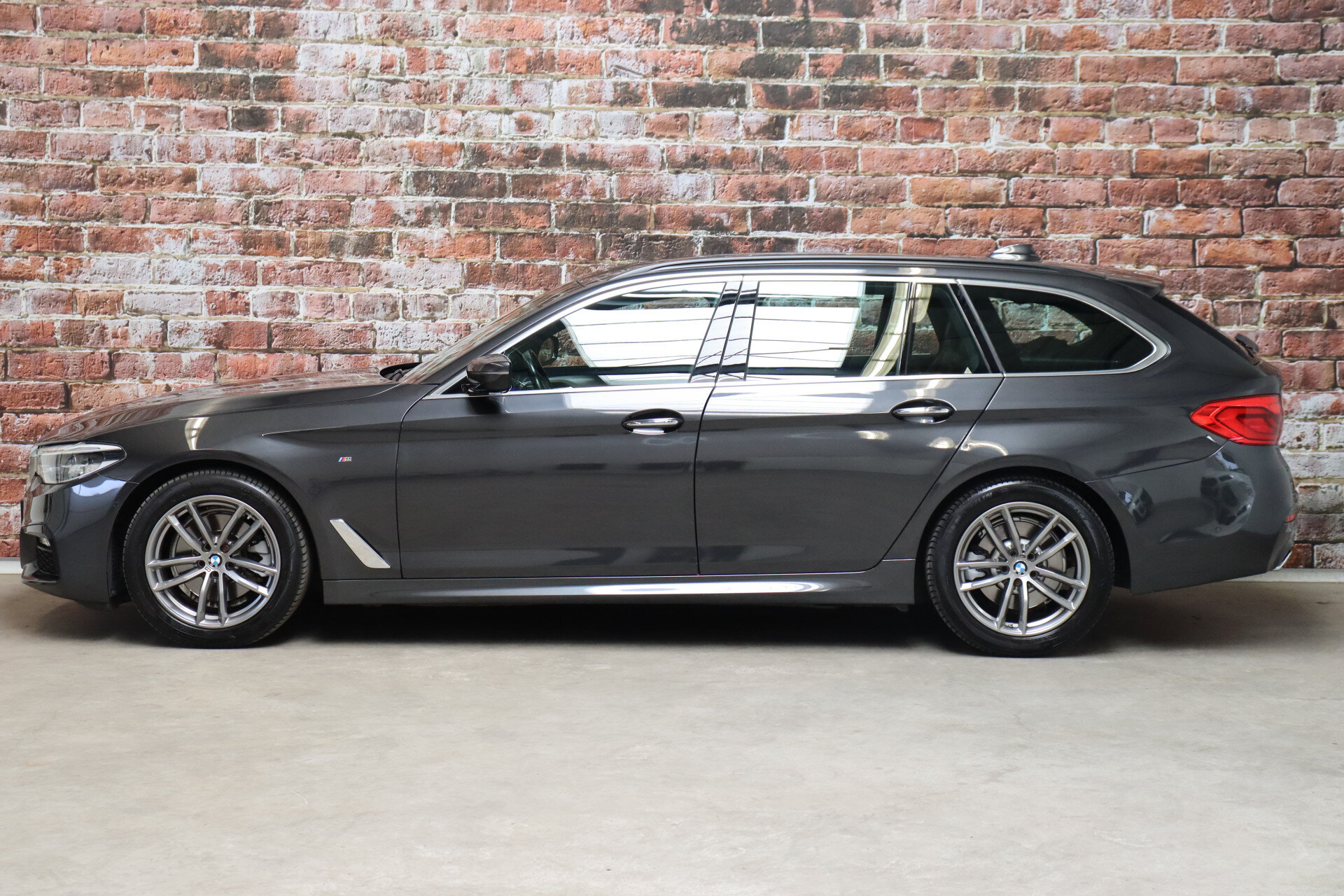 BMW 5 Serie Touring 520i High Executive M Sport Pakket Automaat - Afbeelding 3