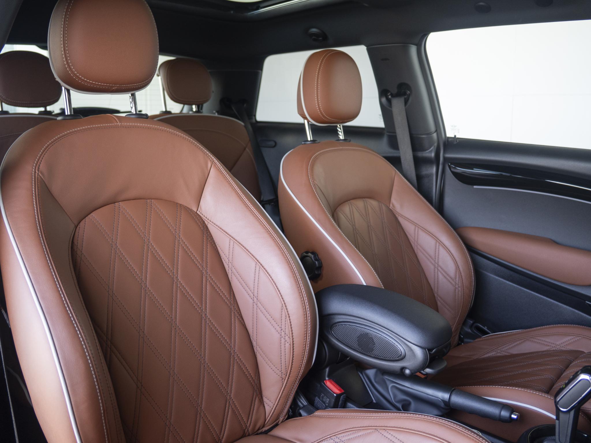 MINI 3-Deurs Cooper Aut. - Afbeelding 4