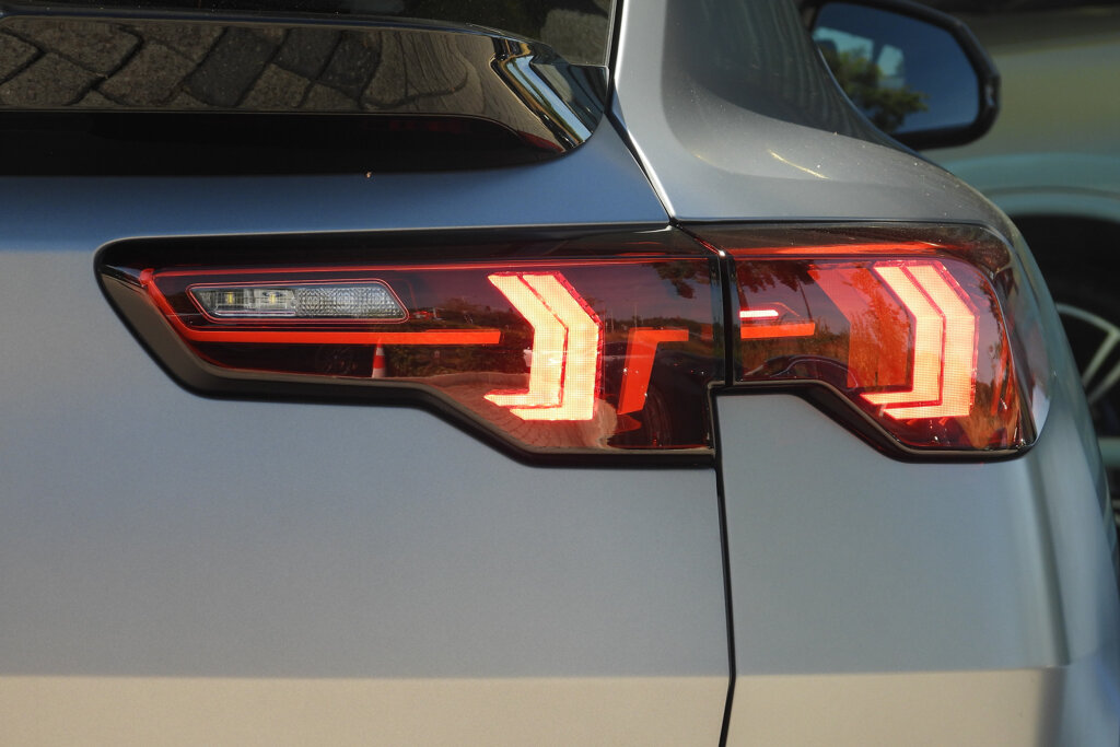 BMW iX2 21