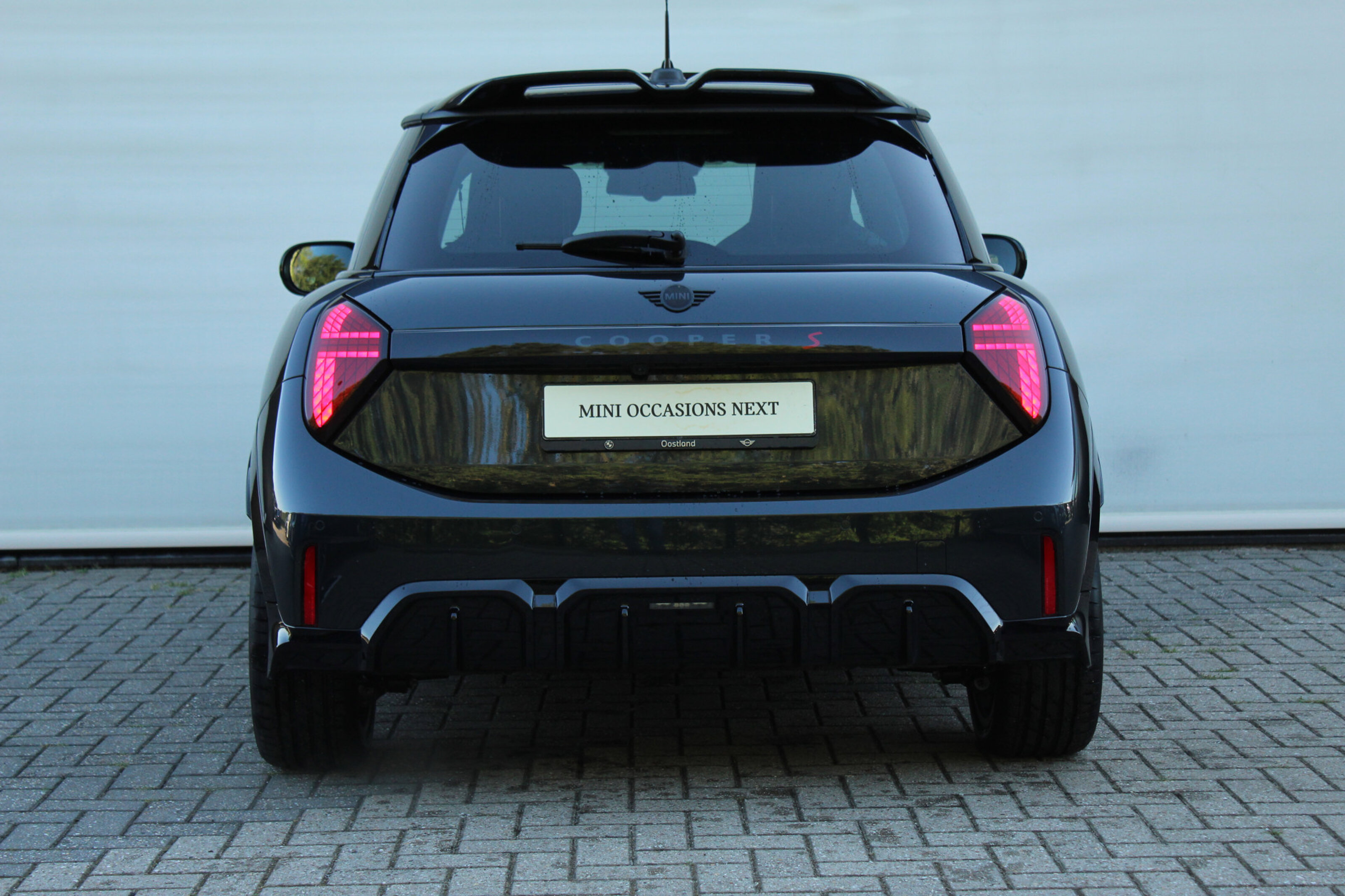 MINI 3-Deurs 6