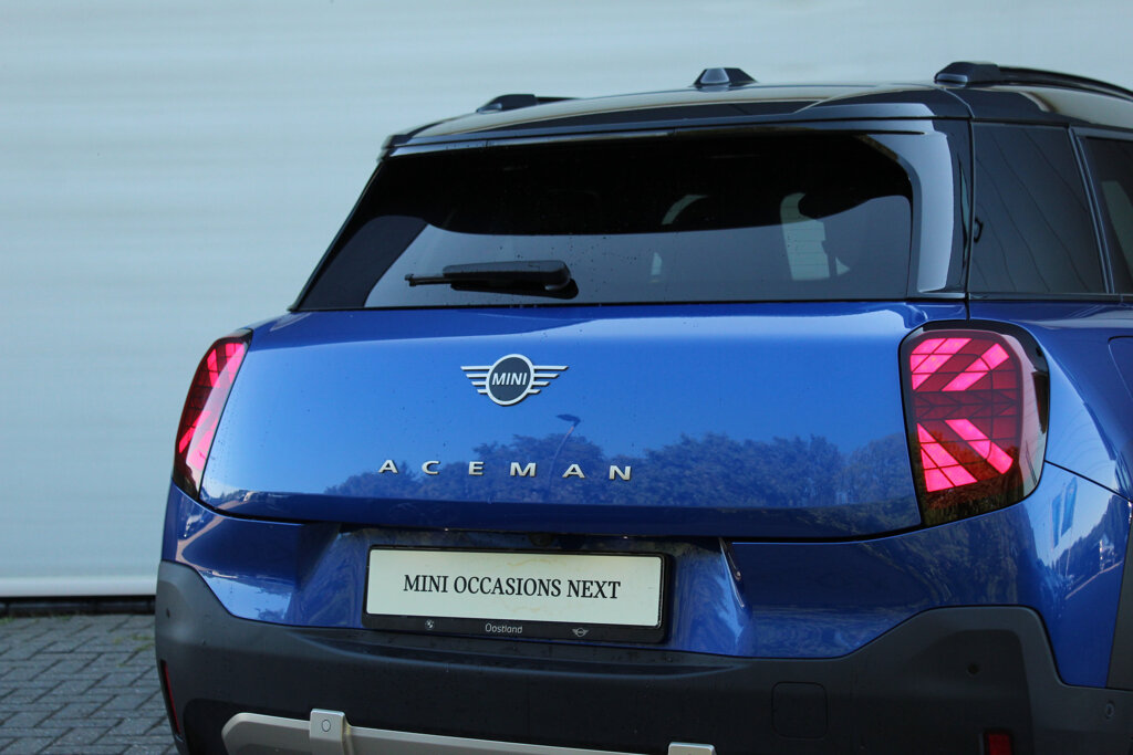 MINI Aceman 16