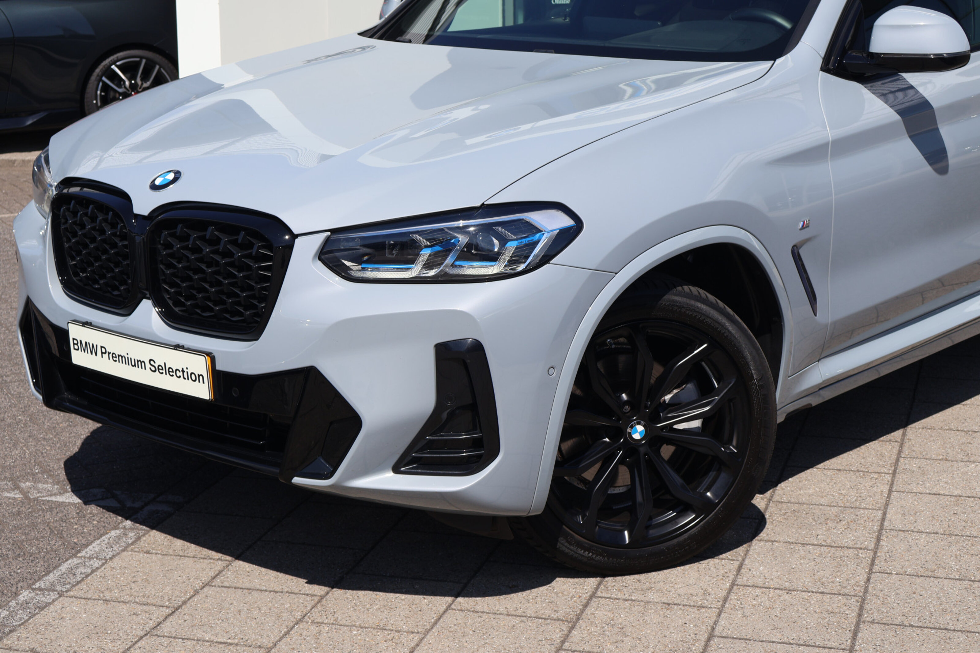 BMW X4 xDrive20i High Executive M Sport Automaat