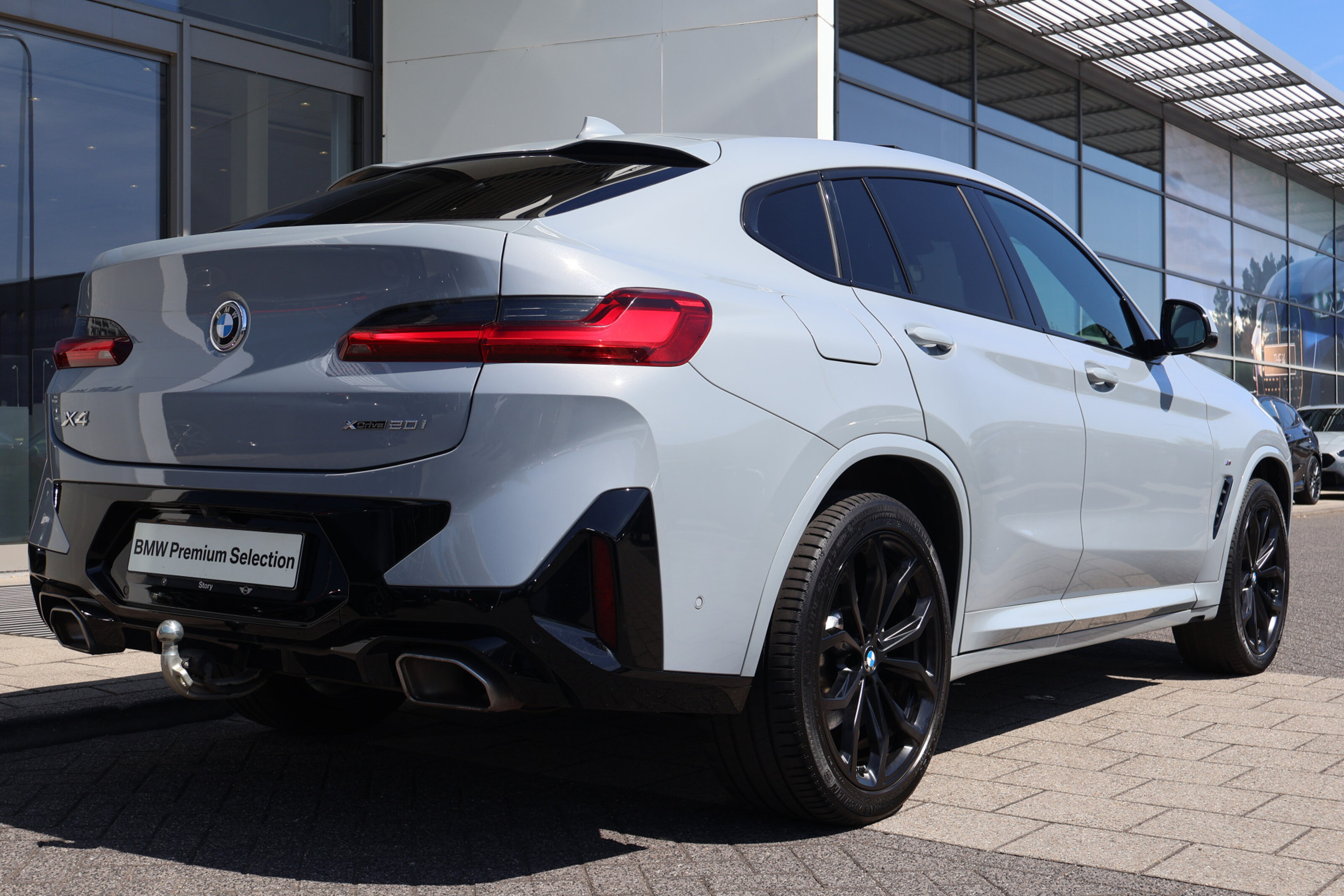BMW X4 8
