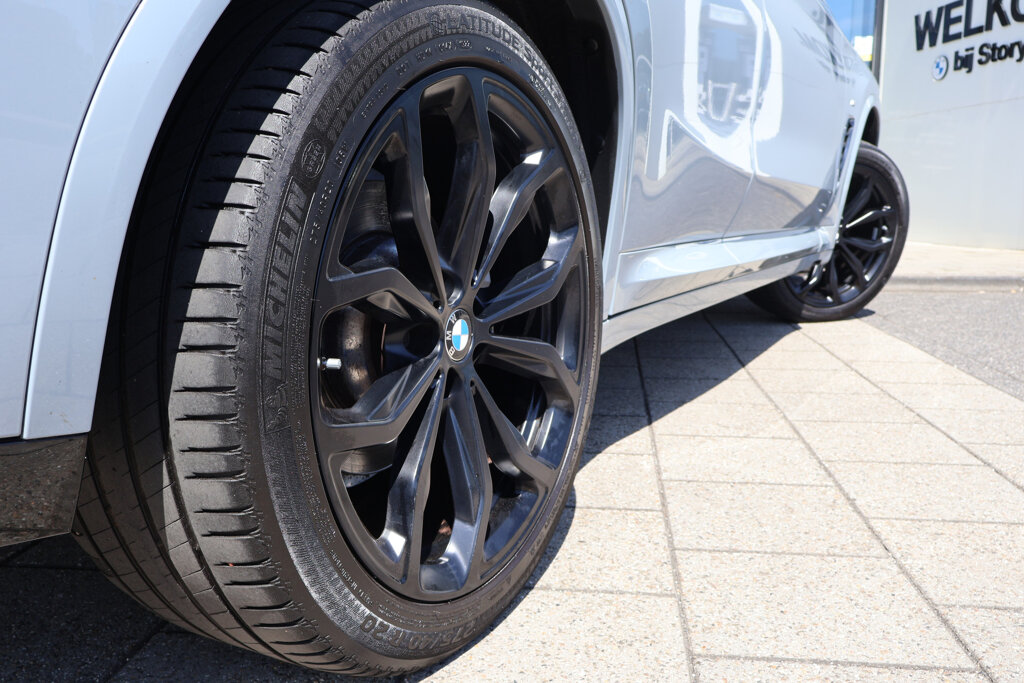 BMW X4 12