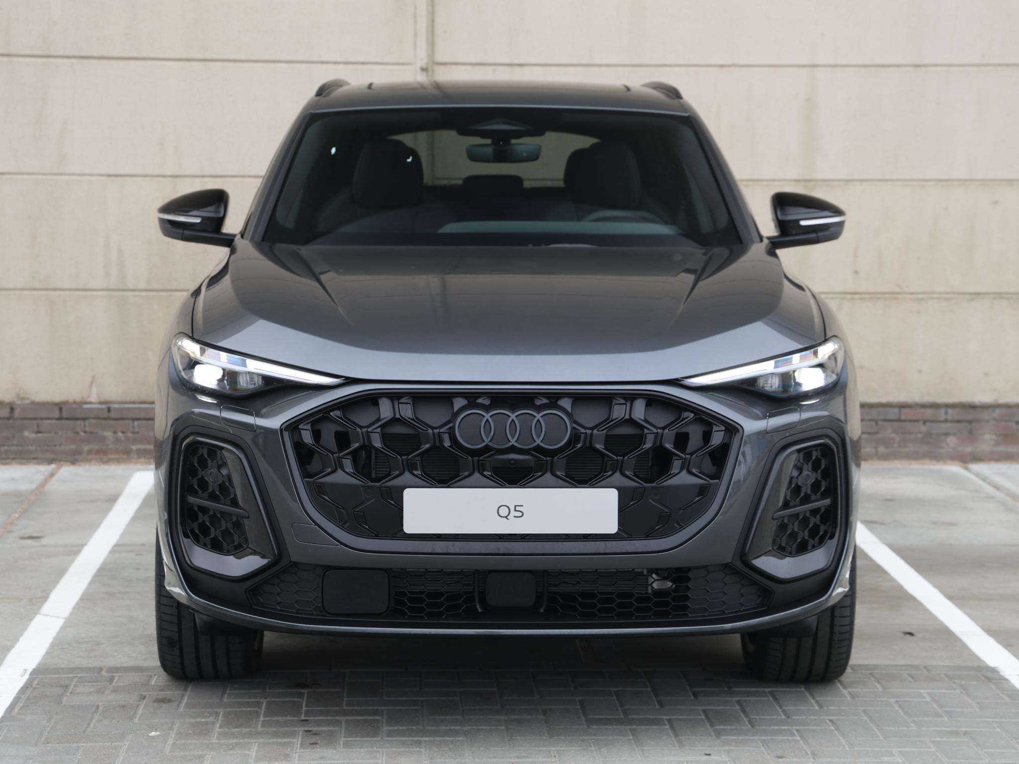 Audi Q5 S edition Competition e-hybrid 270 kW/367 PK - Afbeelding 4
