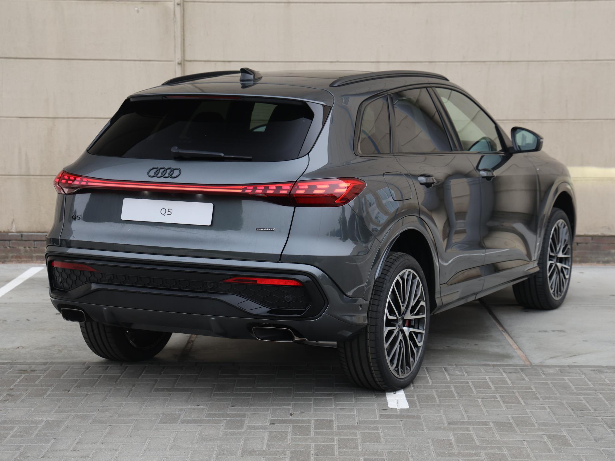 Audi Q5 S edition Competition e-hybrid 270 kW/367 PK - Afbeelding 5