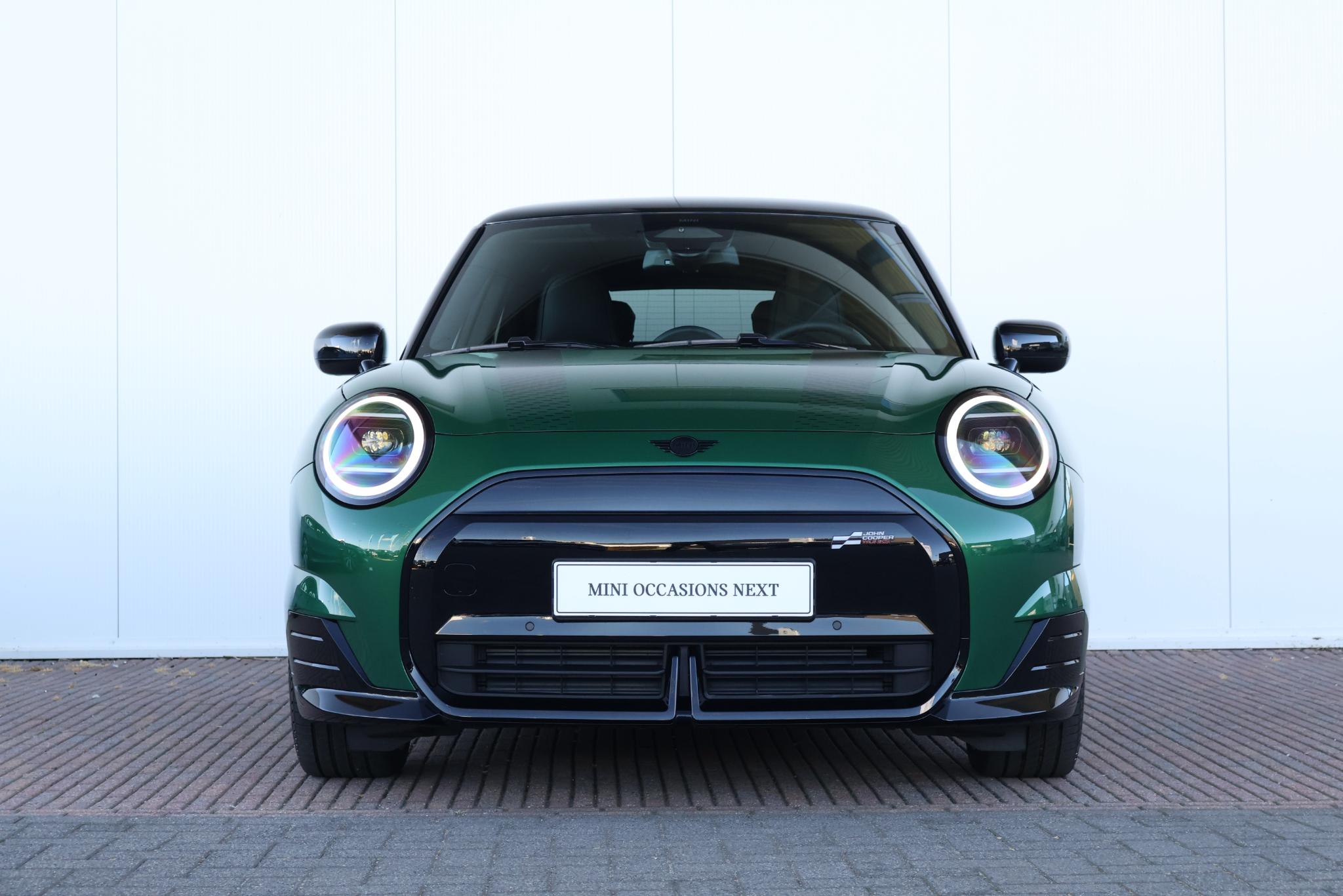 MINI 3-Deurs Cooper E John Cooper Works M 40.7 kWh - Afbeelding 2