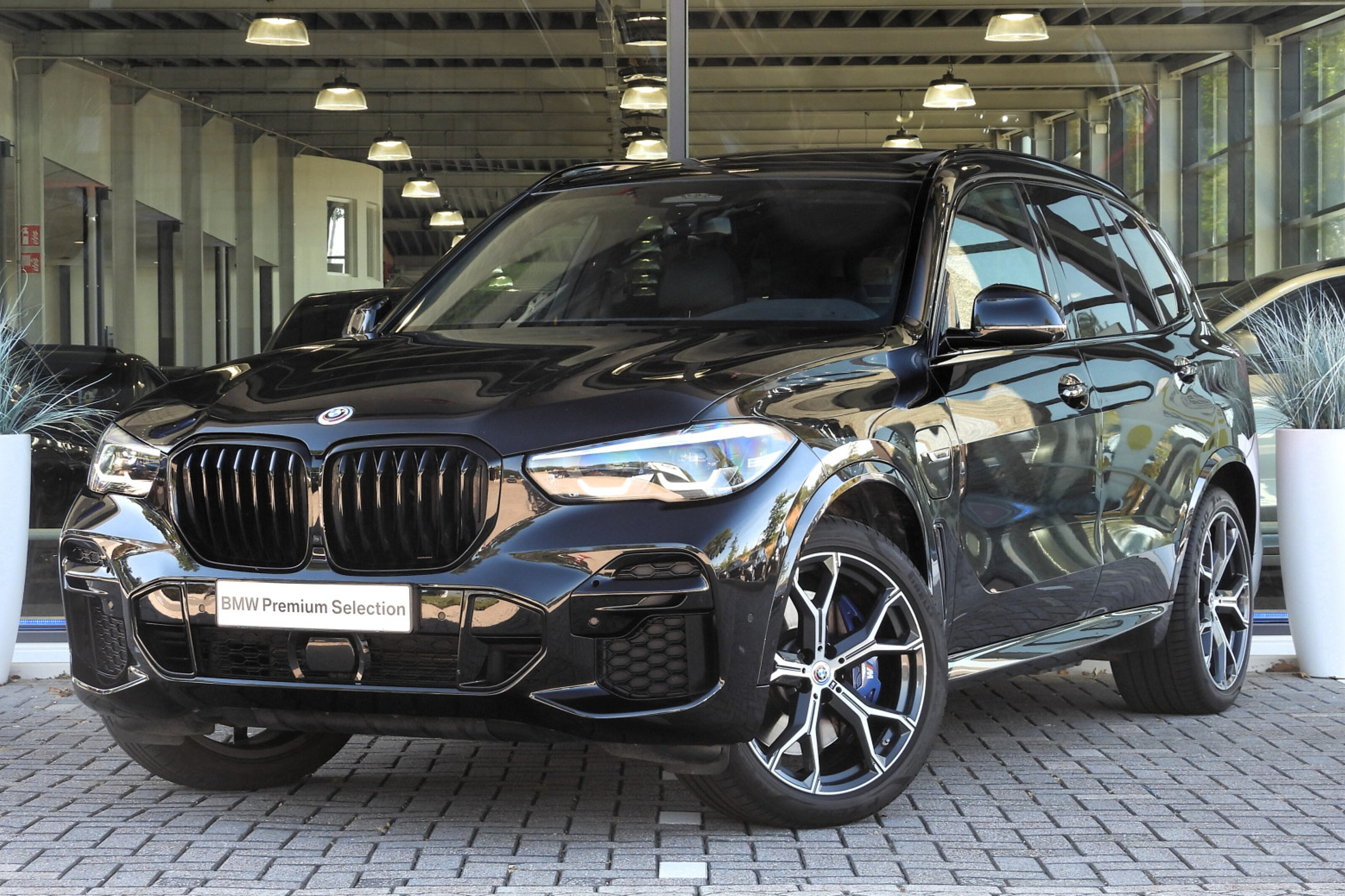 BMW X5 xDrive45e High Executive M Sport Automaat
