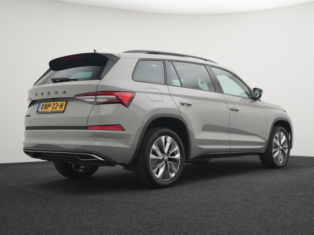 Škoda Kodiaq 1.5 TSI Sportline 7 pers. | Panoramadak | Stoelverwarming | Camera | - Afbeelding 2