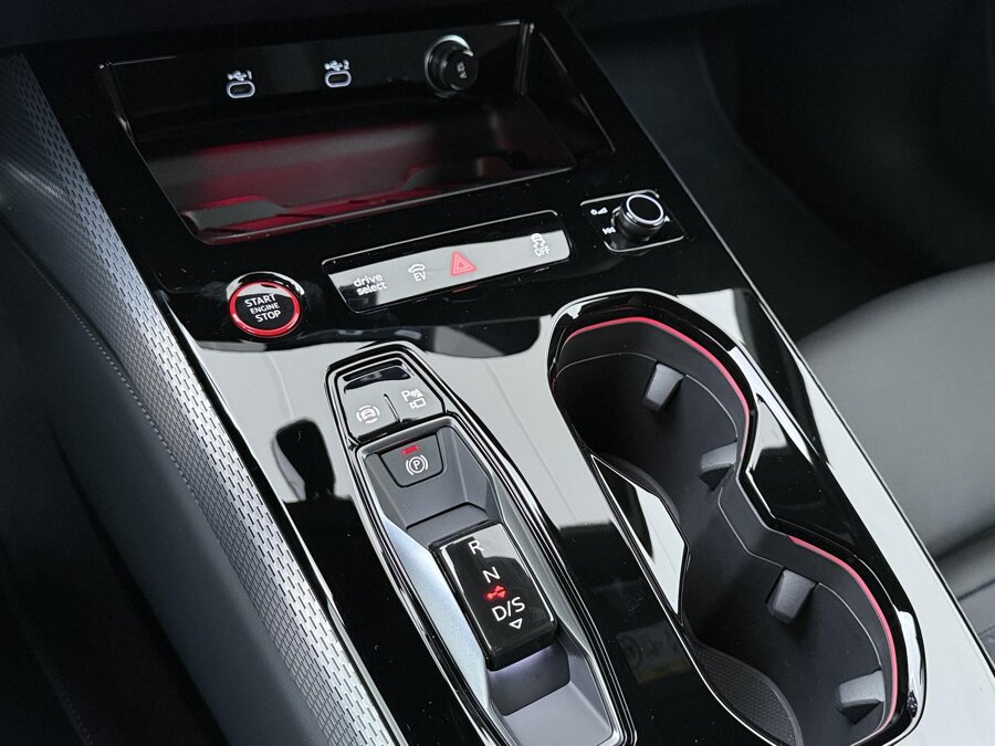 Audi A5 Limousine S edition 2.0 e-hybrid 220 kW / 299 PK