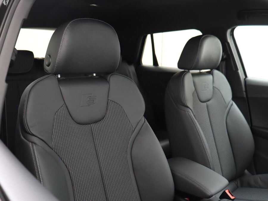 Audi Q2 S edition 35 TFSI 110 kW / 150 PK