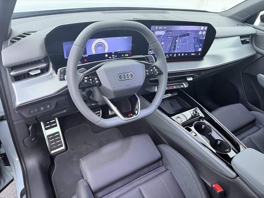 Audi Q3 S edition 1.5 e-hybrid 200 kW / 272 PK