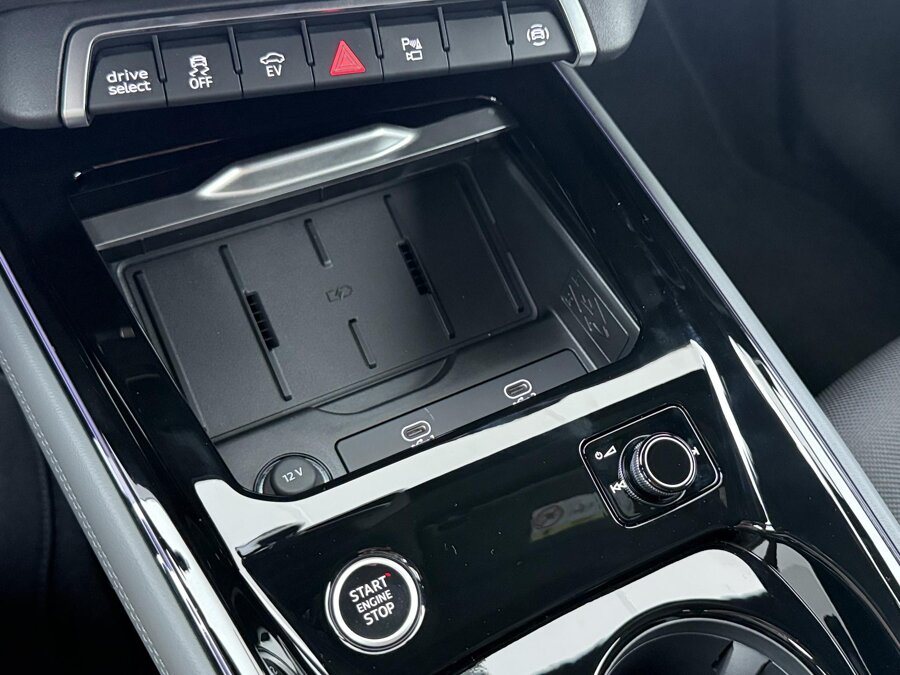 Audi Q3 S edition 1.5 e-hybrid 200 kW / 272 PK