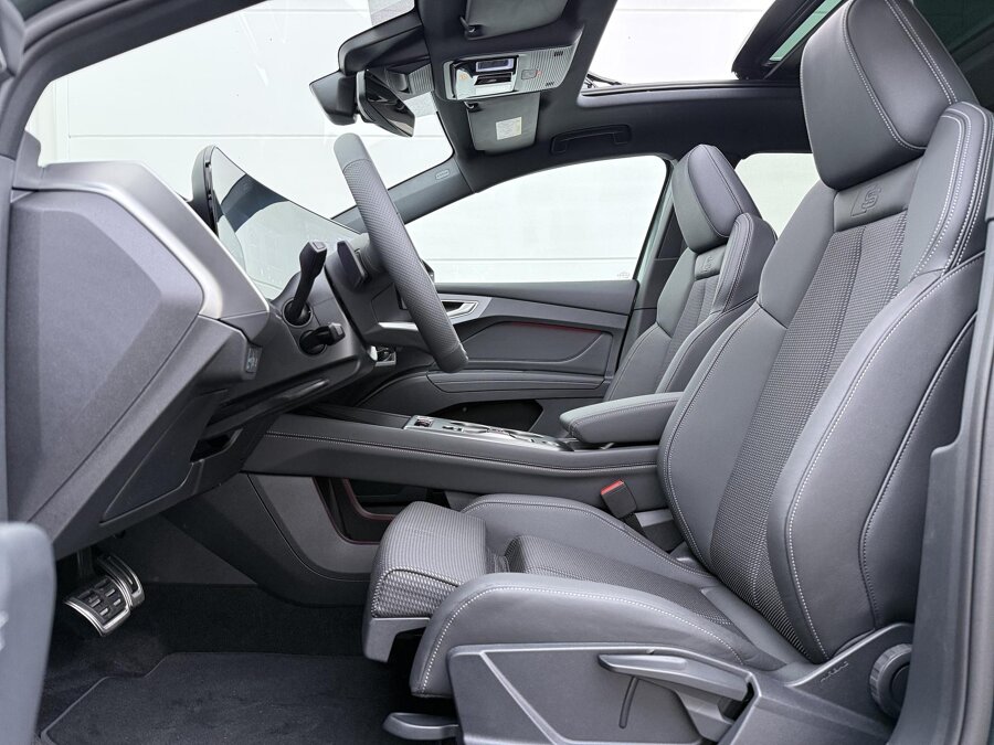 Audi Q4 e-tron S edition 45 82 kWh 210 kW / 286 PK