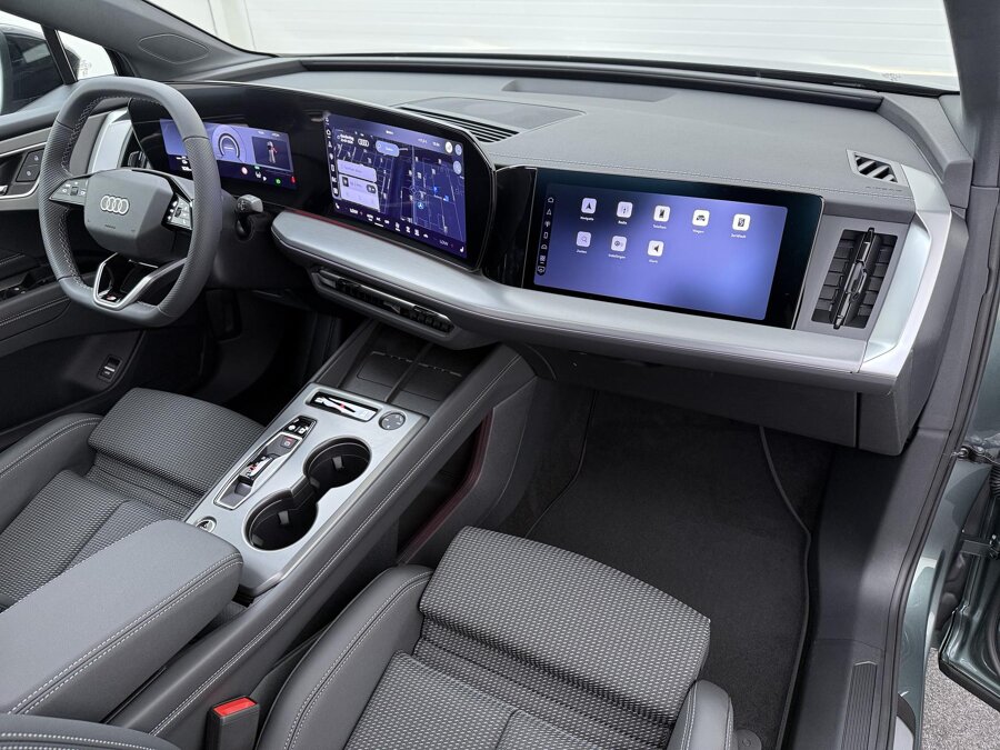 Audi Q4 e-tron S edition 45 82 kWh 210 kW / 286 PK