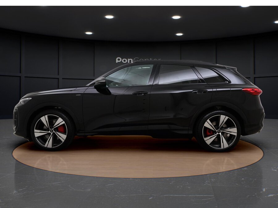 Audi Q5 S edition Competition 2.0 e-hybrid 270 kW / 367 PK