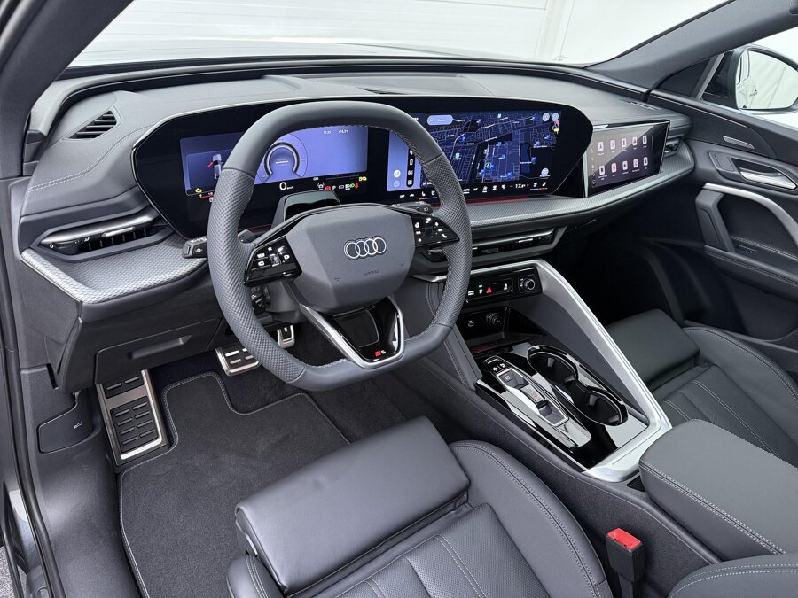 Audi Q5 Sportback S edition Competition 2.0 e-hybrid 270 kW / 367 PK