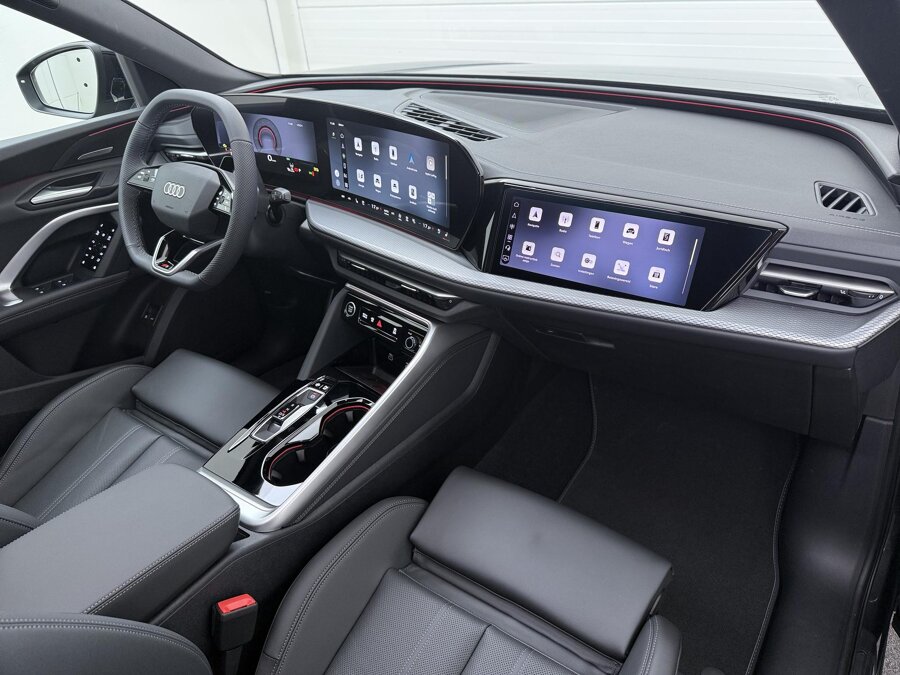 Audi Q5 Sportback S edition Competition 2.0 e-hybrid 270 kW / 367 PK