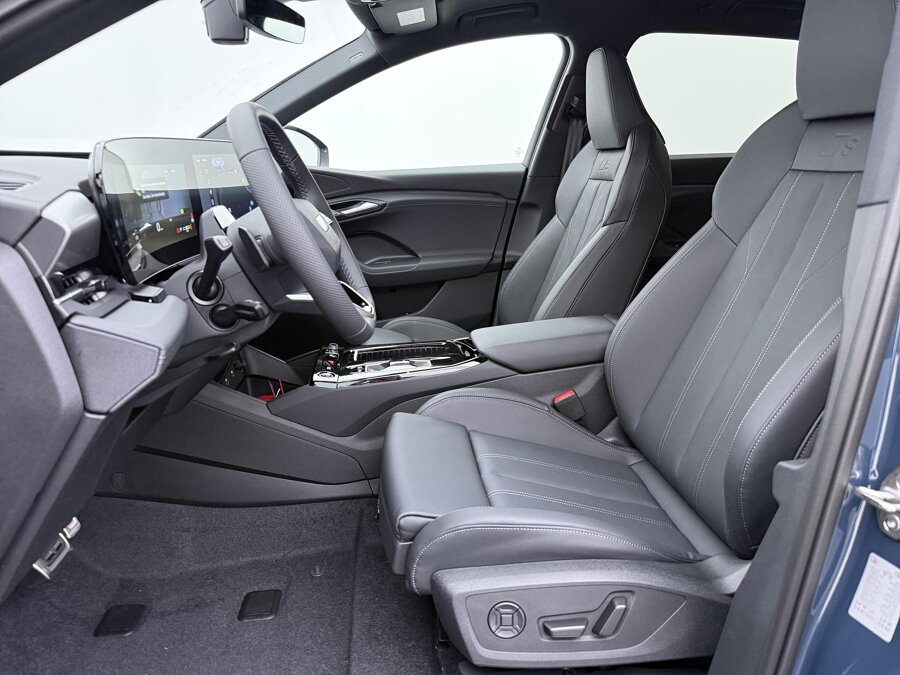 Audi Q6 e-tron S edition performance 100 Kwh 225 kW / 306 PK