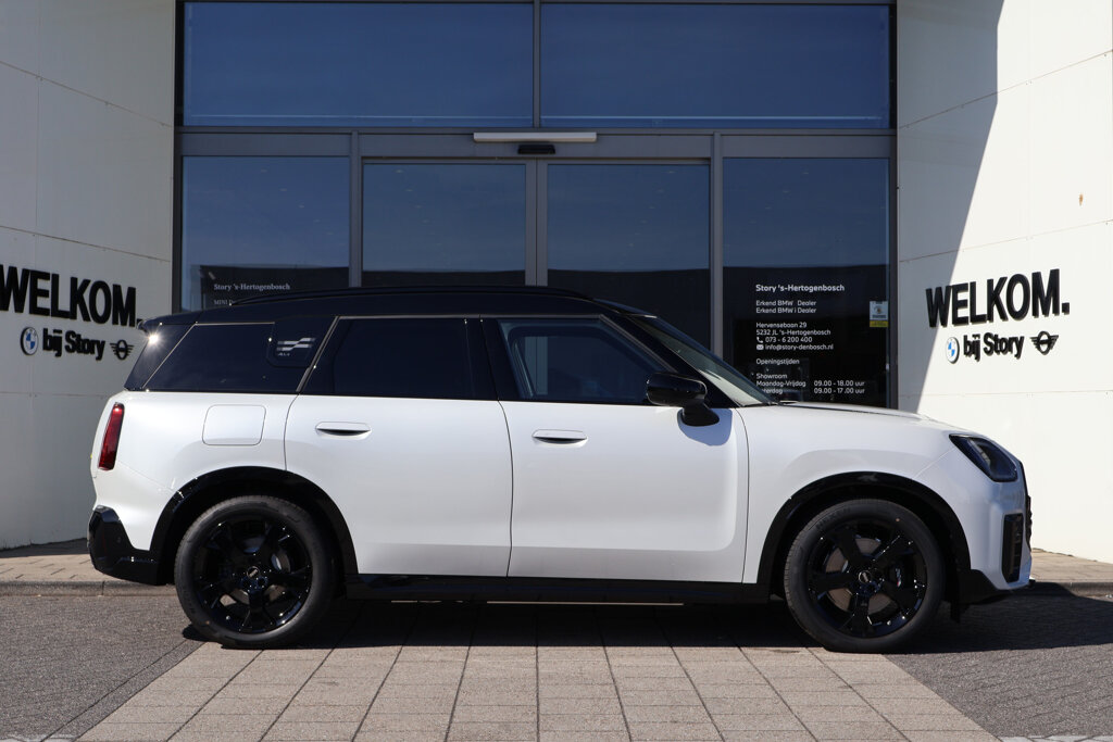 MINI Countryman 6