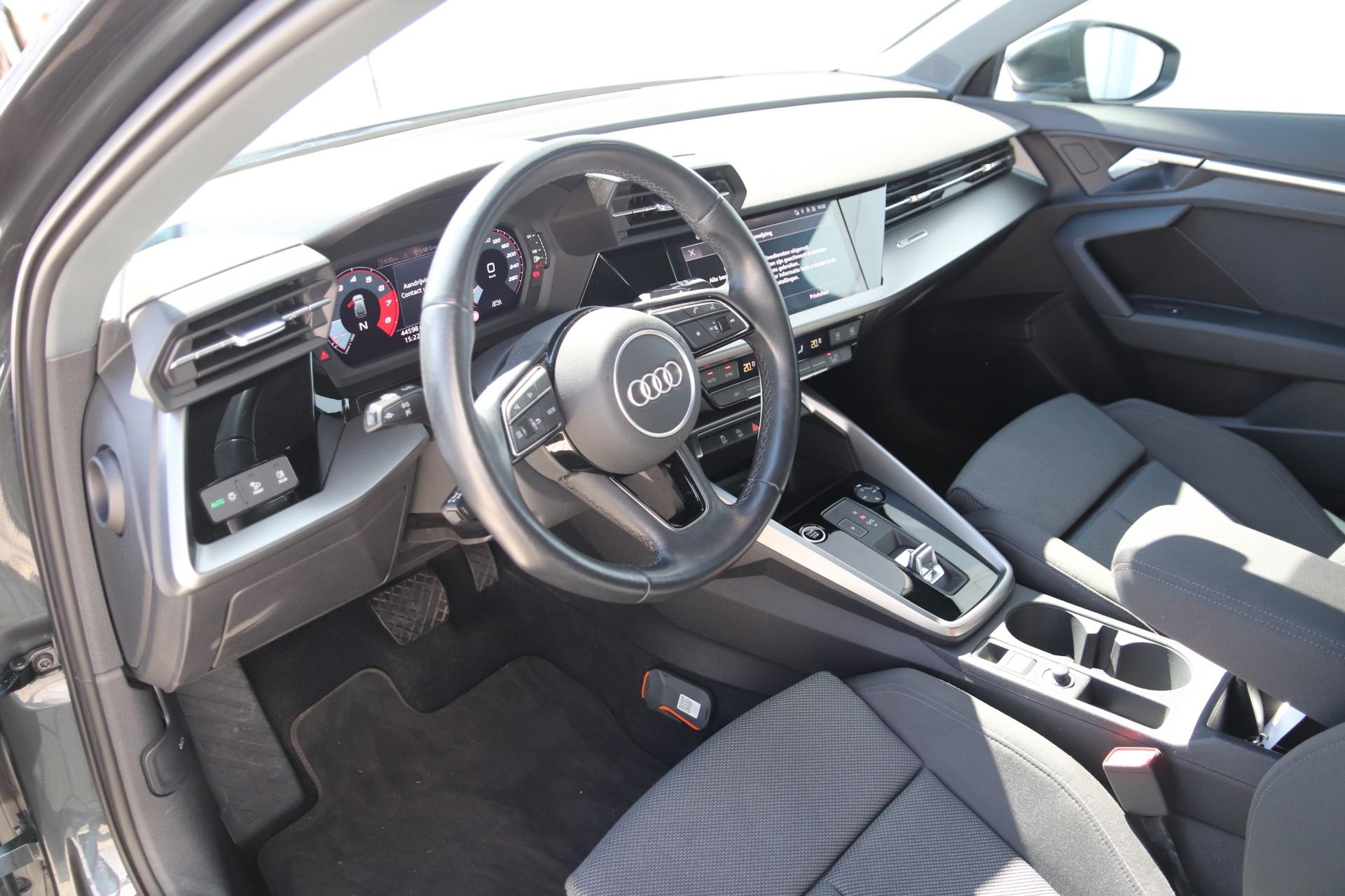 Audi A3 Sportback 30 TFSI 110pk S-tronic Business edition - Afbeelding 4