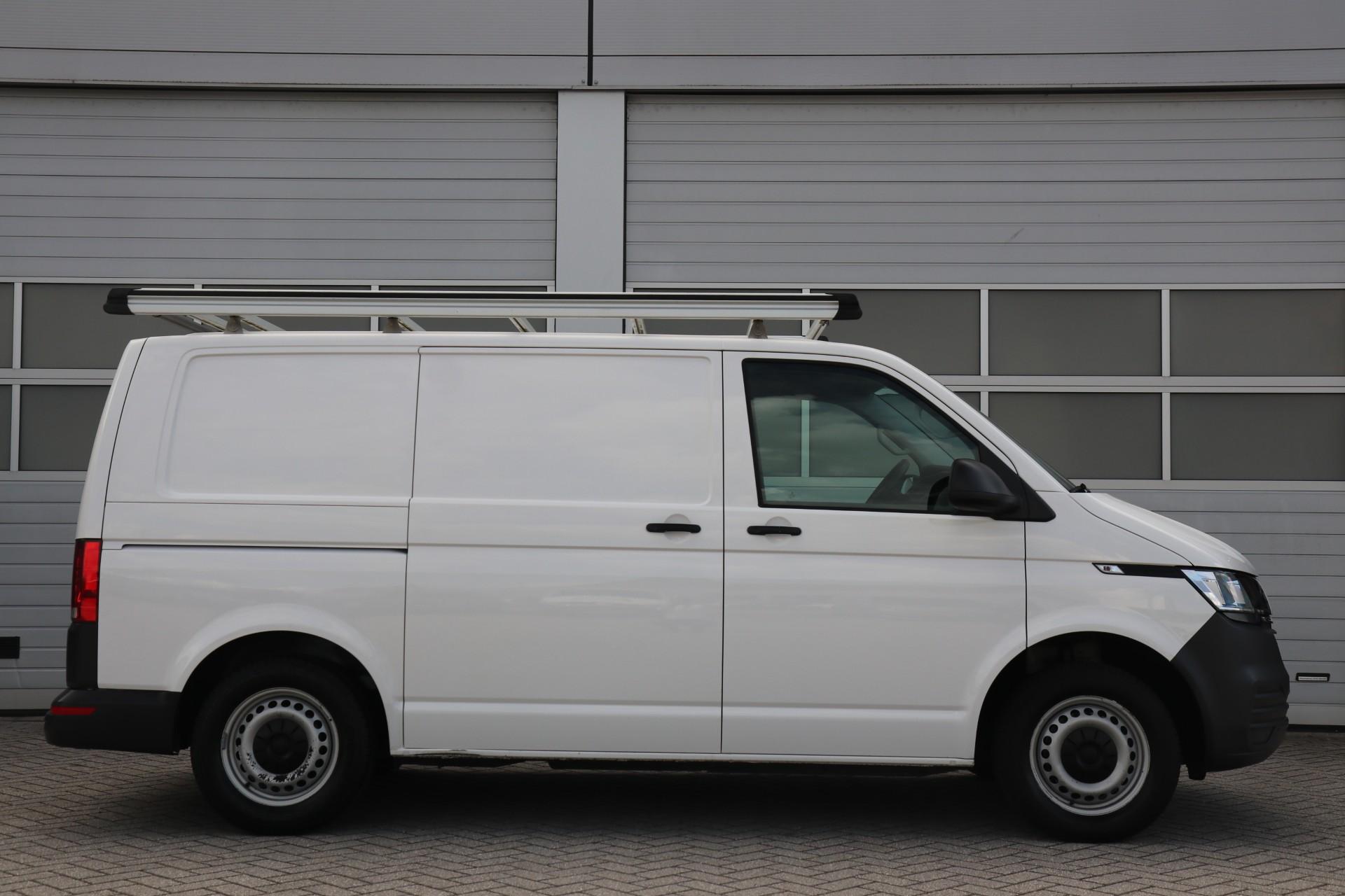 Volkswagen Transporter 2.0 TDI 90pk L1H1 28 - Afbeelding 3