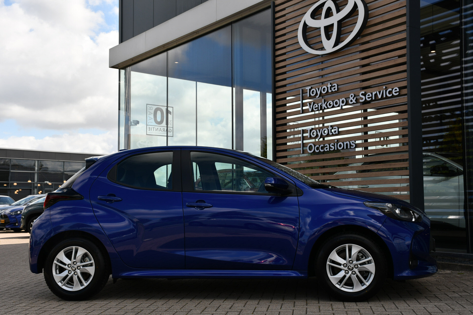 Toyota Yaris 1.5 Hybrid 115 Active Limited Automaat 116pk - Afbeelding 3