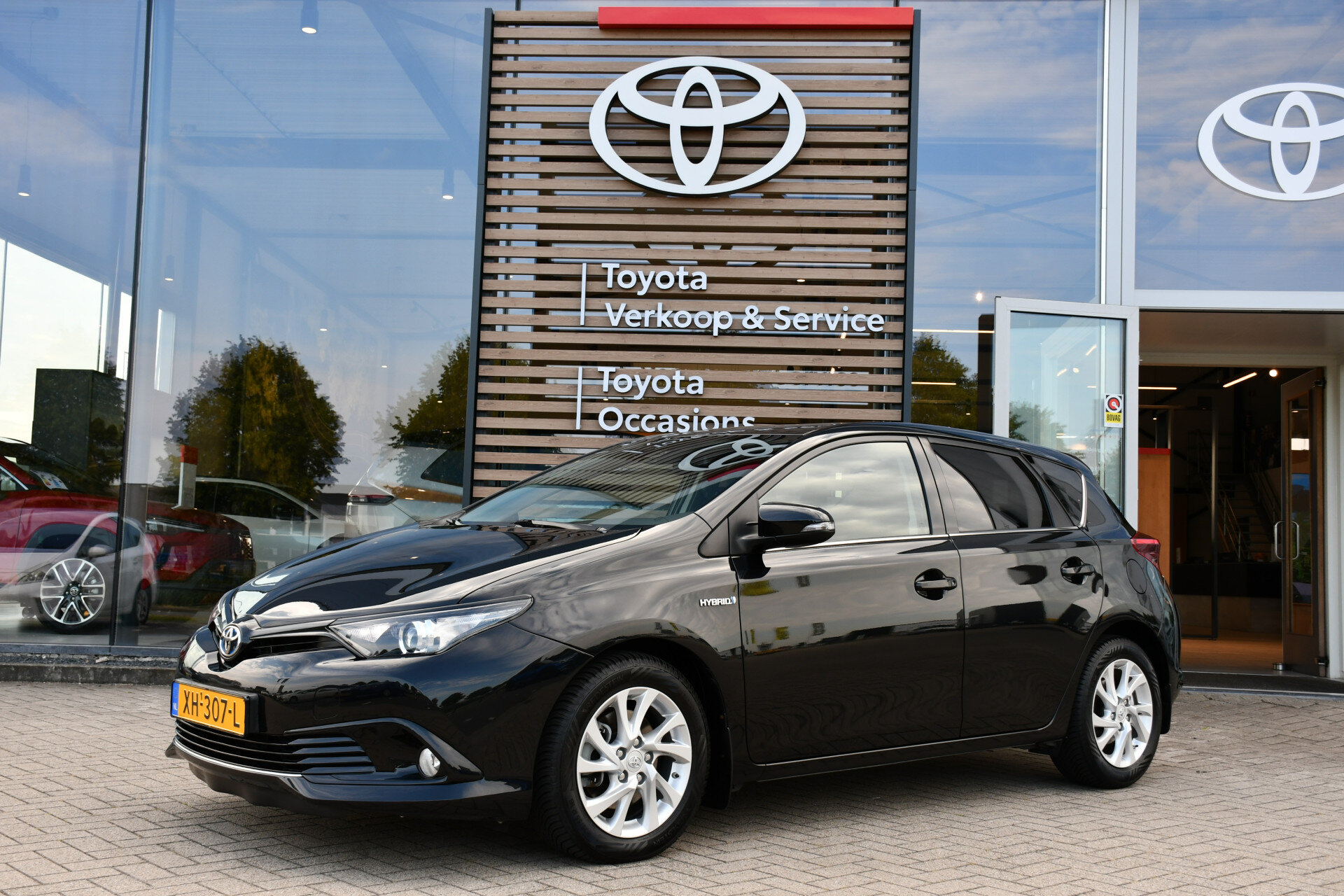 Toyota Auris 1.8 Hybrid Business Plus Automaat 136pk