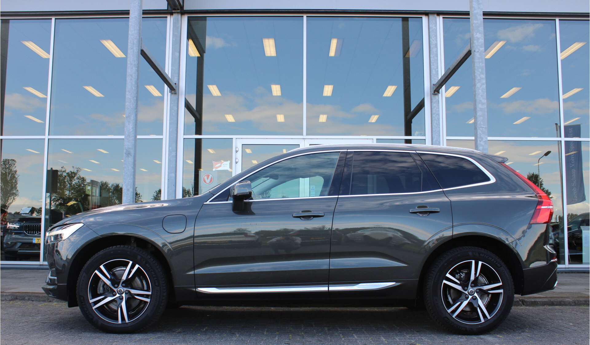 Volvo XC60 T8 390PK Automaat Twin Engine AWD Inscription - Afbeelding 2