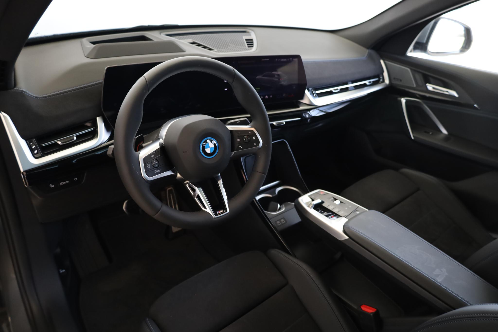 BMW iX2