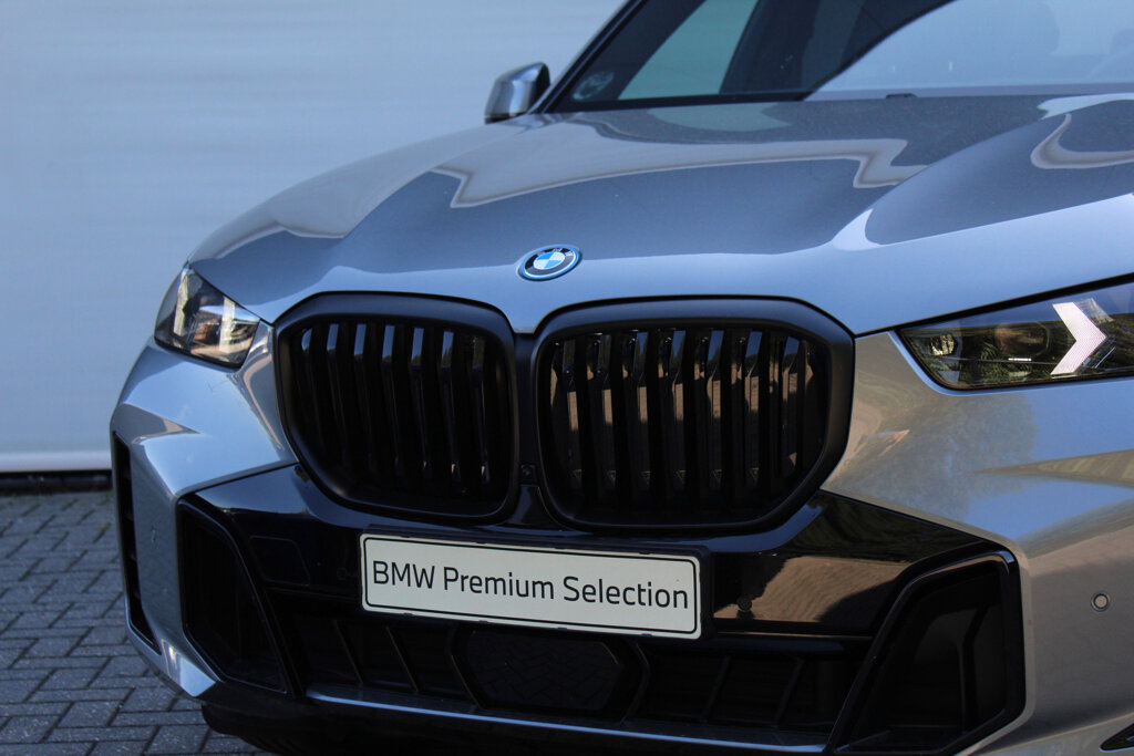 BMW X5 25